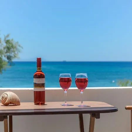 アパート Naxos Golden 2