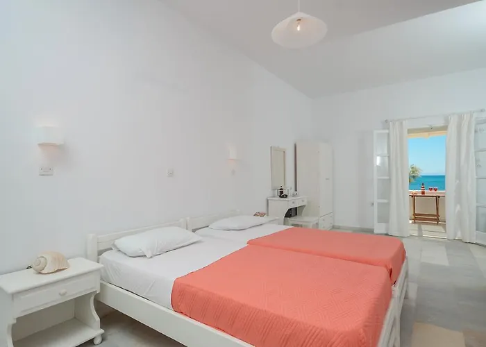 Naxos Golden 2 Agia Anna (Naxos)