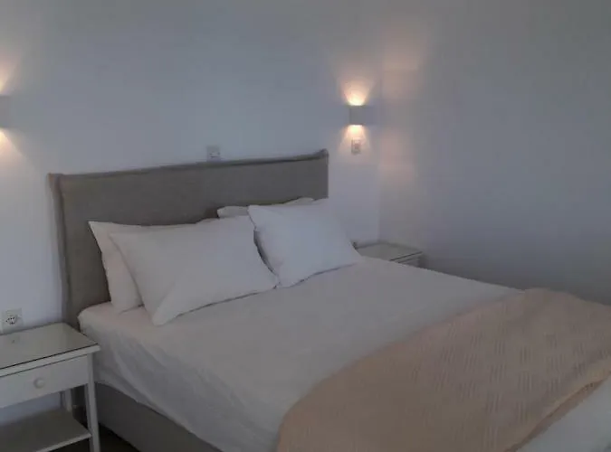 Naxos Golden 2 Agia Anna (Naxos)